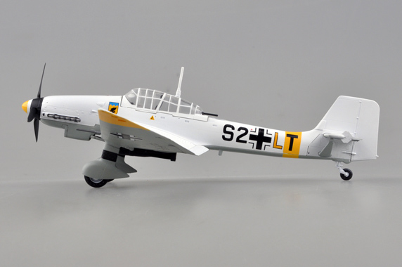 Самолет Ju87D-3 9./StG.77 1943